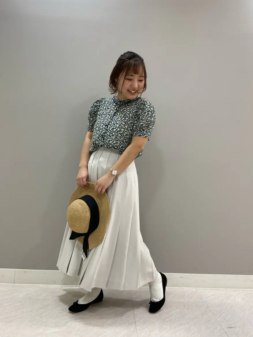 組曲 KATO コーディネート画像