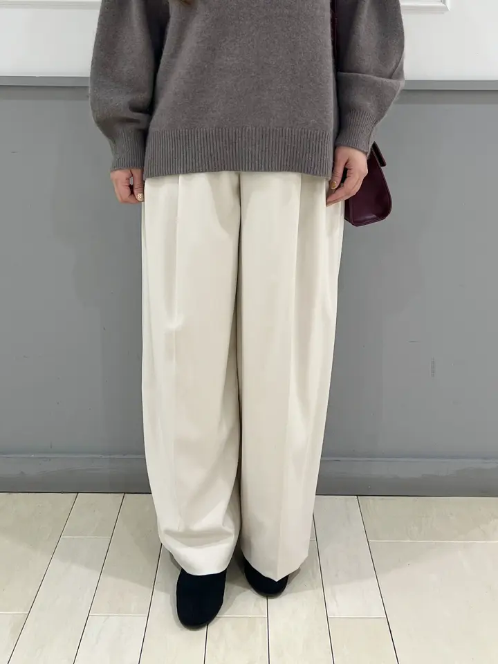 組曲 スタッフ コーディネート画像