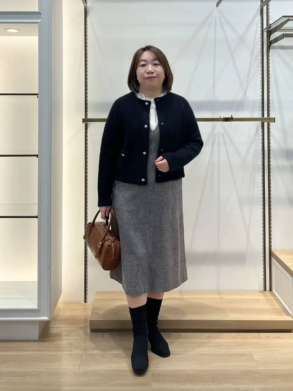 組曲 中山 コーディネート画像