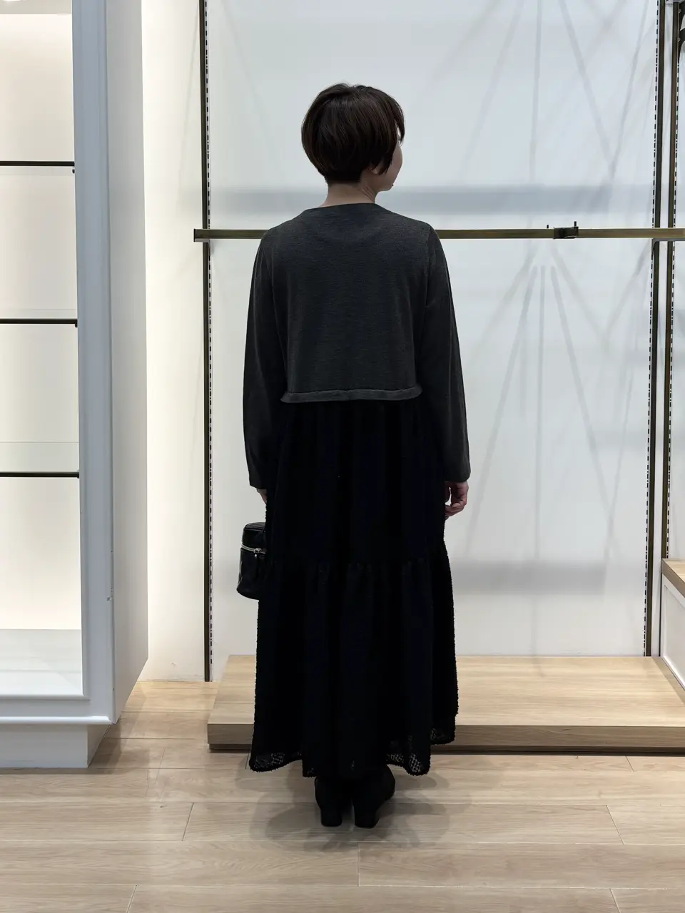 組曲 井上 コーディネート画像