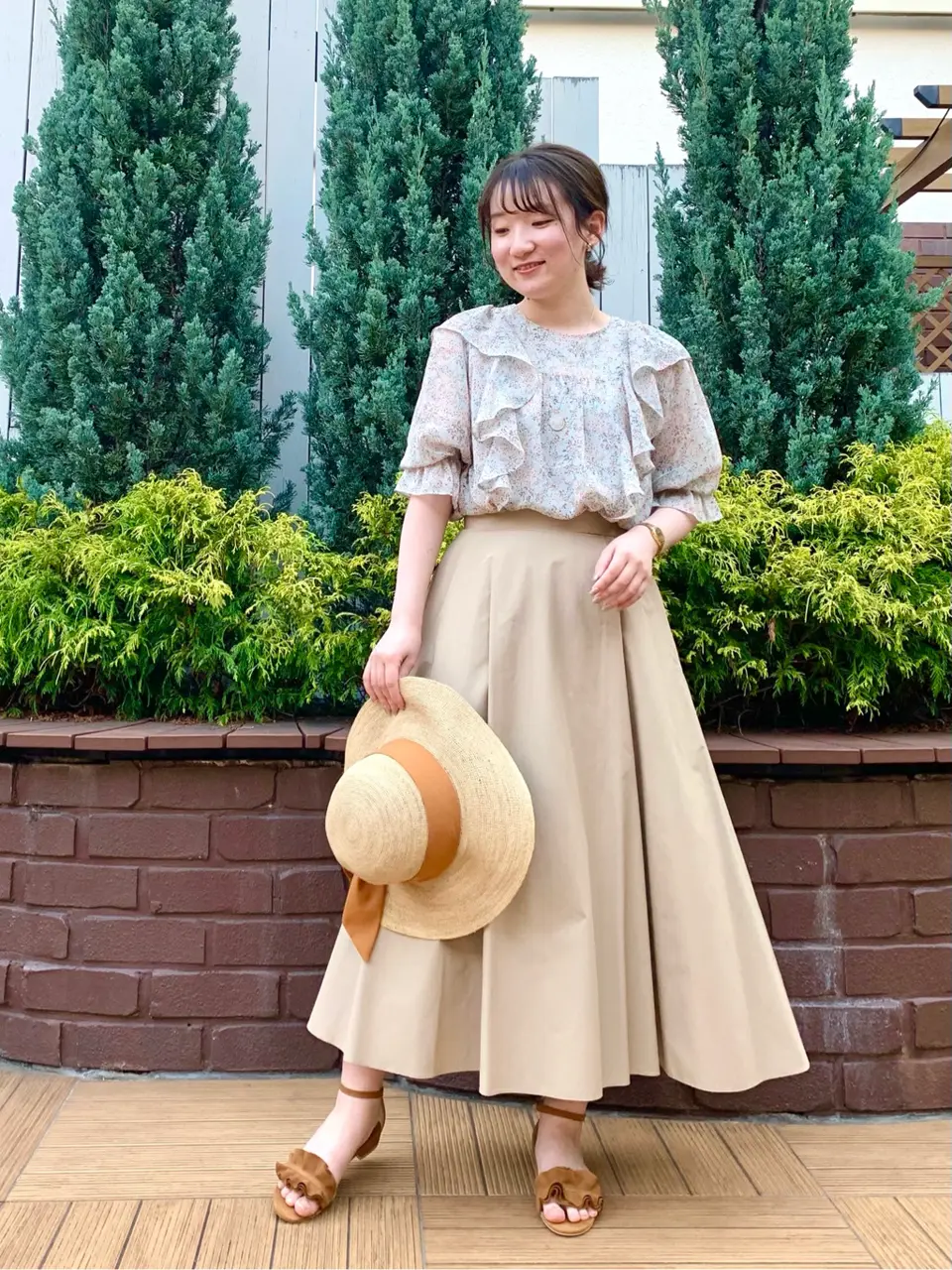 組曲 石井 コーディネート画像