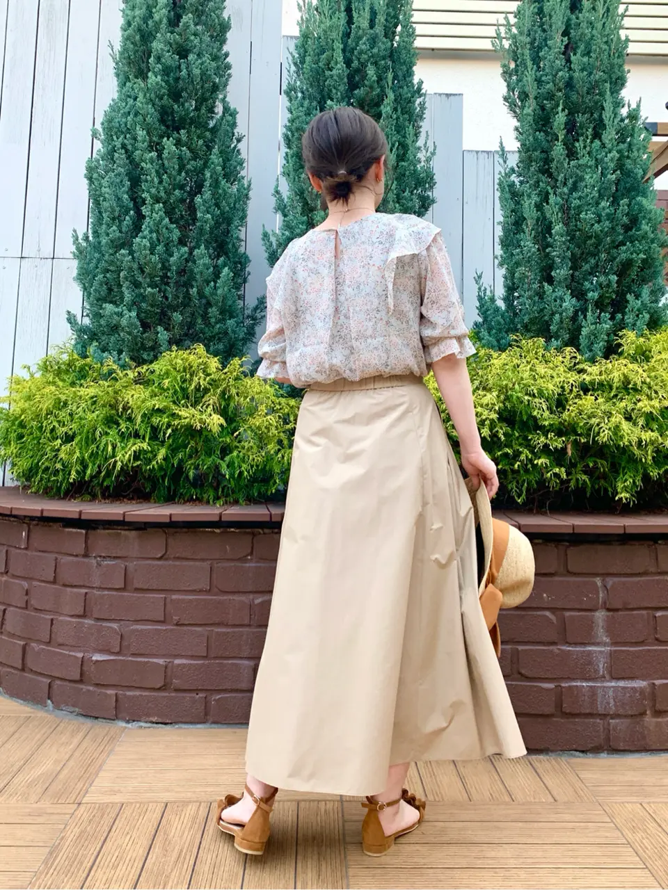 組曲 石井 コーディネート画像