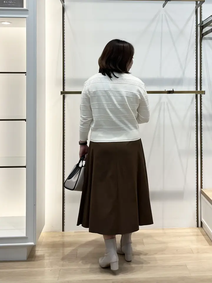 組曲 中山 コーディネート画像