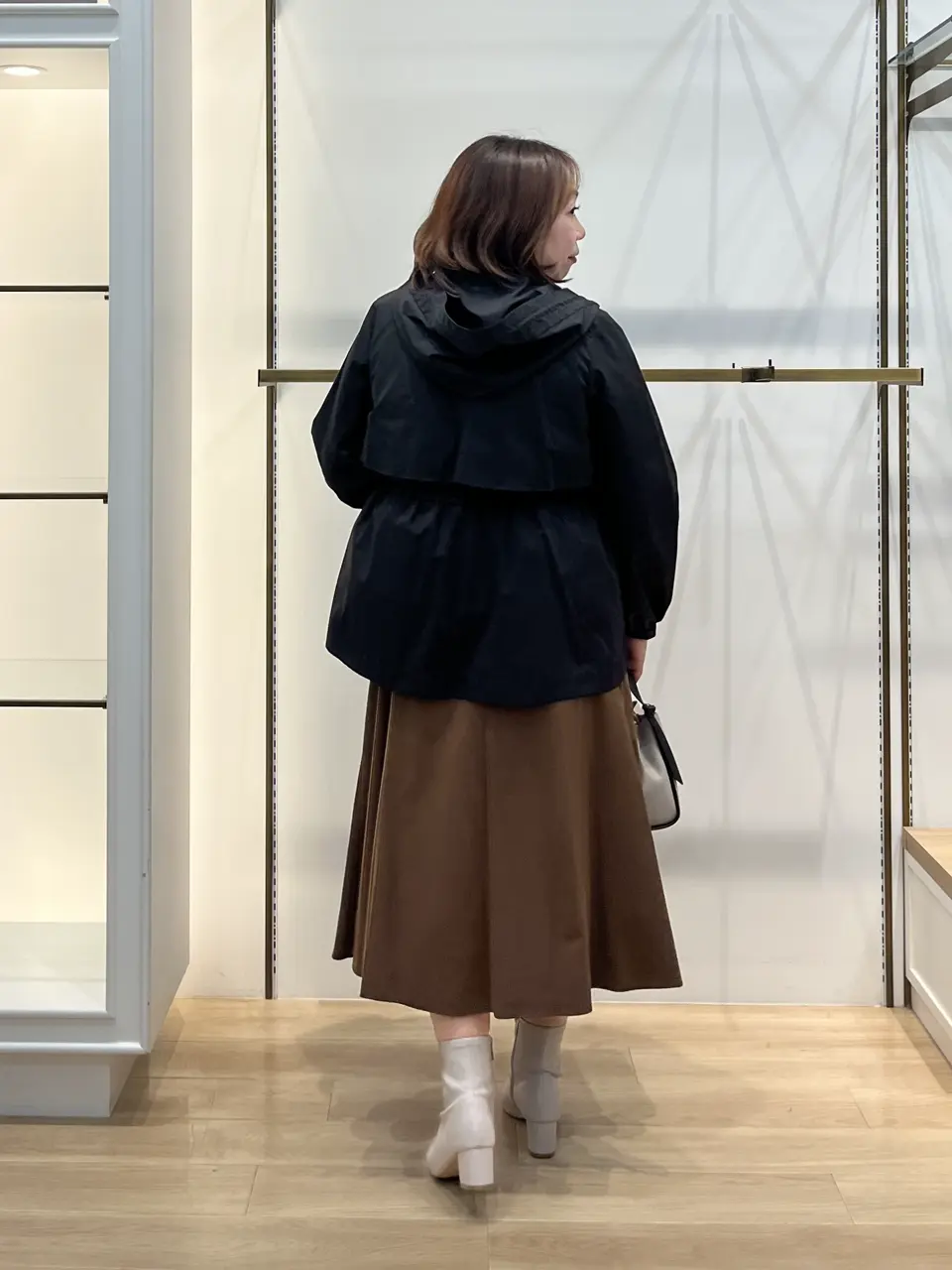 組曲 中山 コーディネート画像