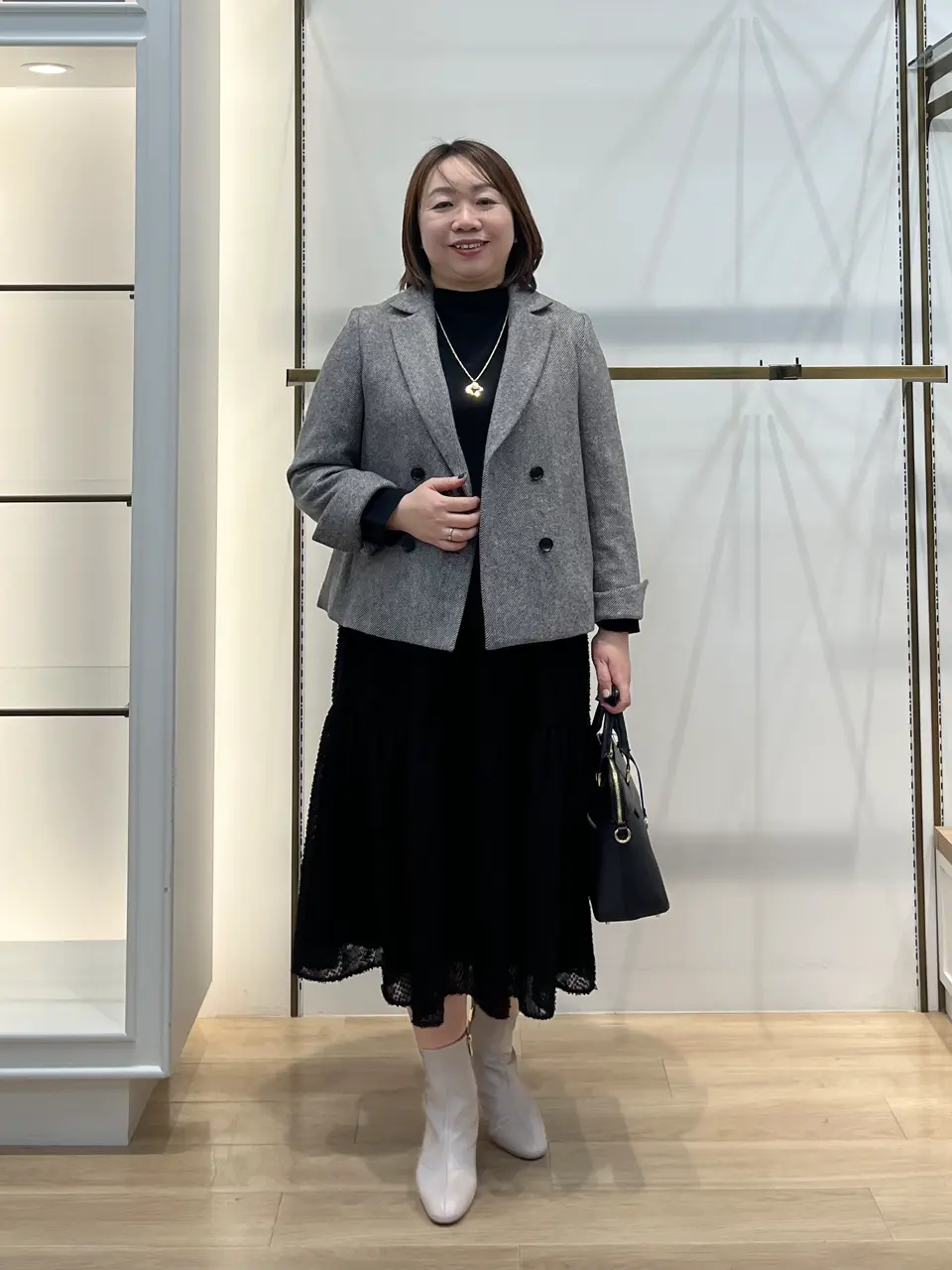 組曲 中山 コーディネート画像