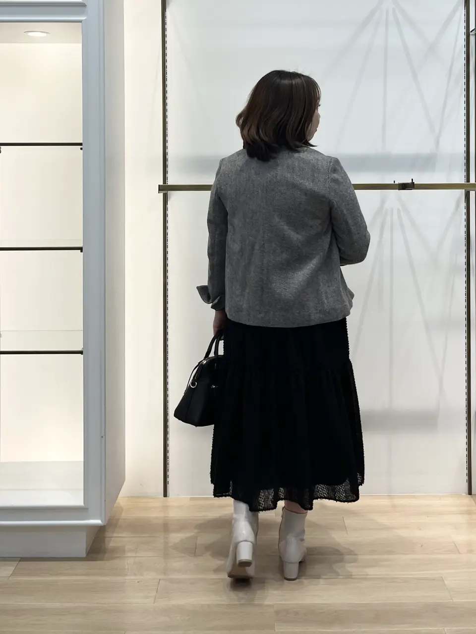 組曲 中山 コーディネート画像