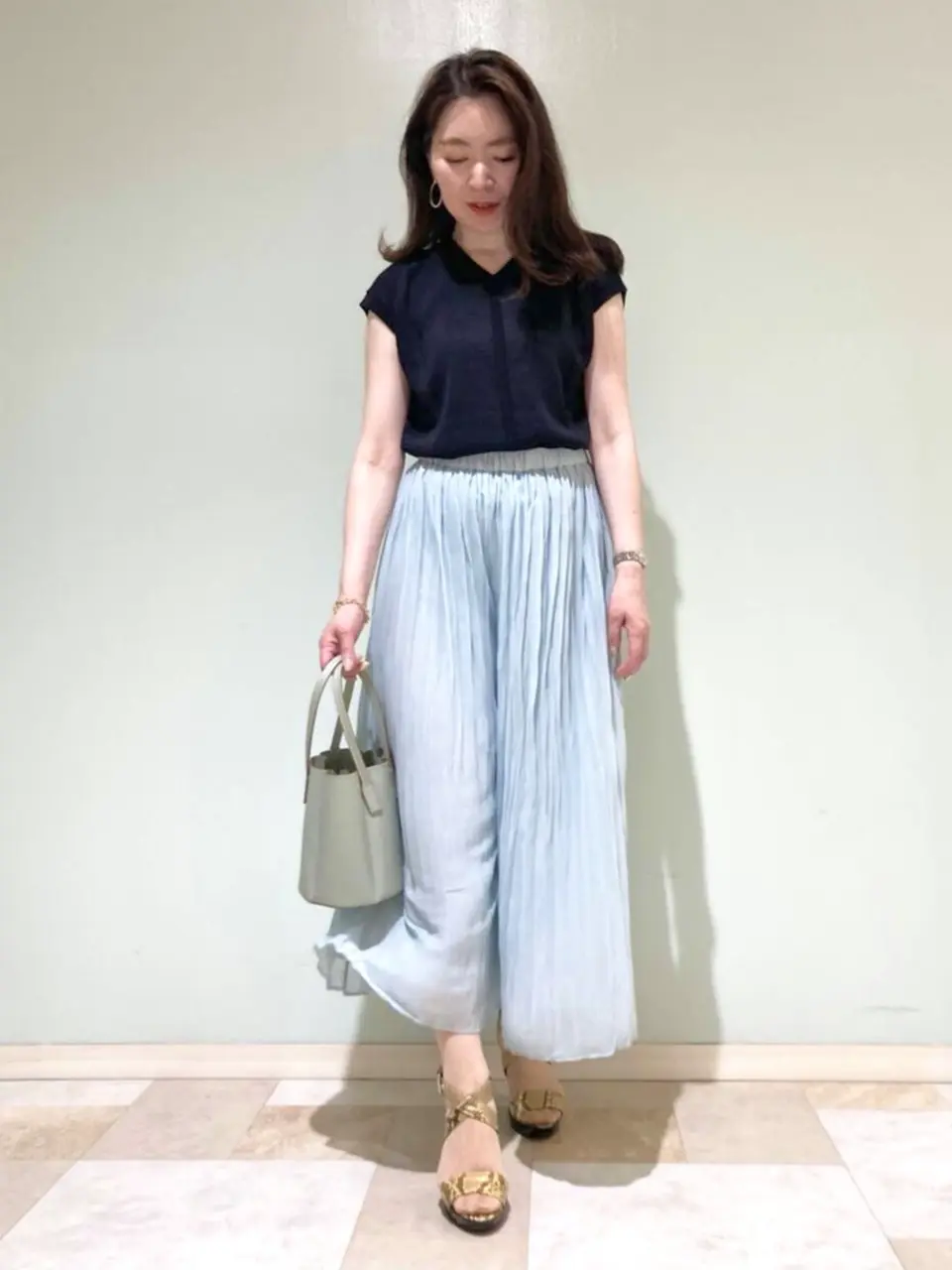 組曲 丸田 コーディネート画像