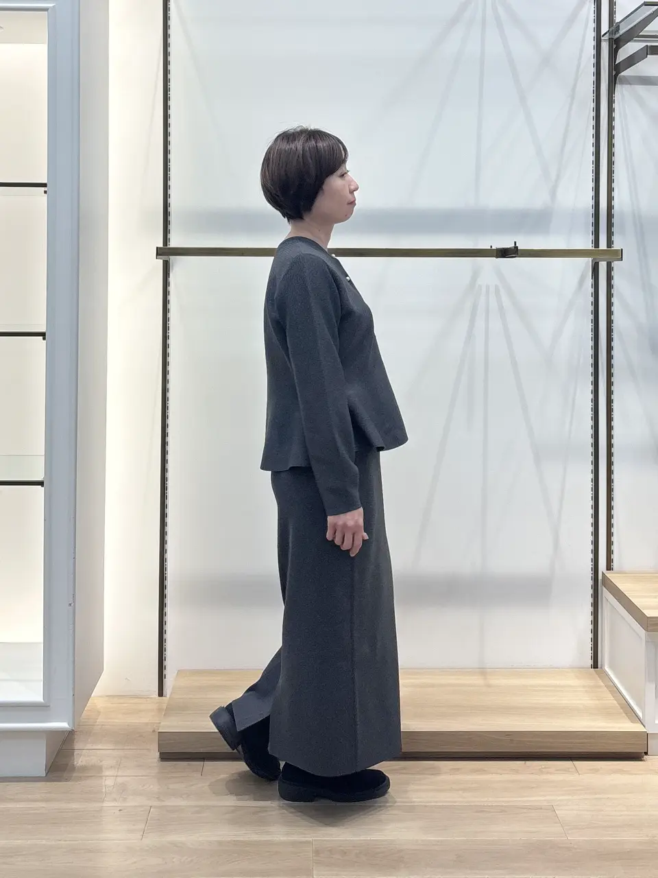 組曲 井上 コーディネート画像