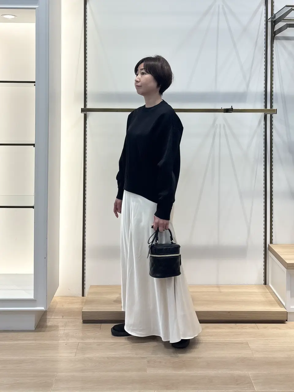 組曲 井上 コーディネート画像