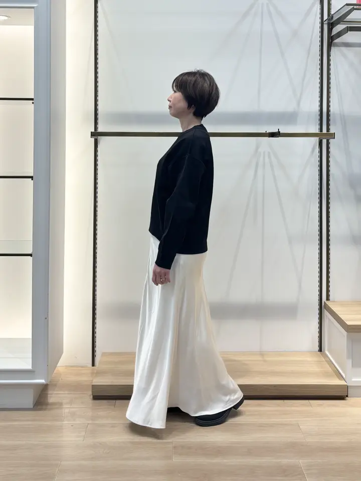 組曲 井上 コーディネート画像