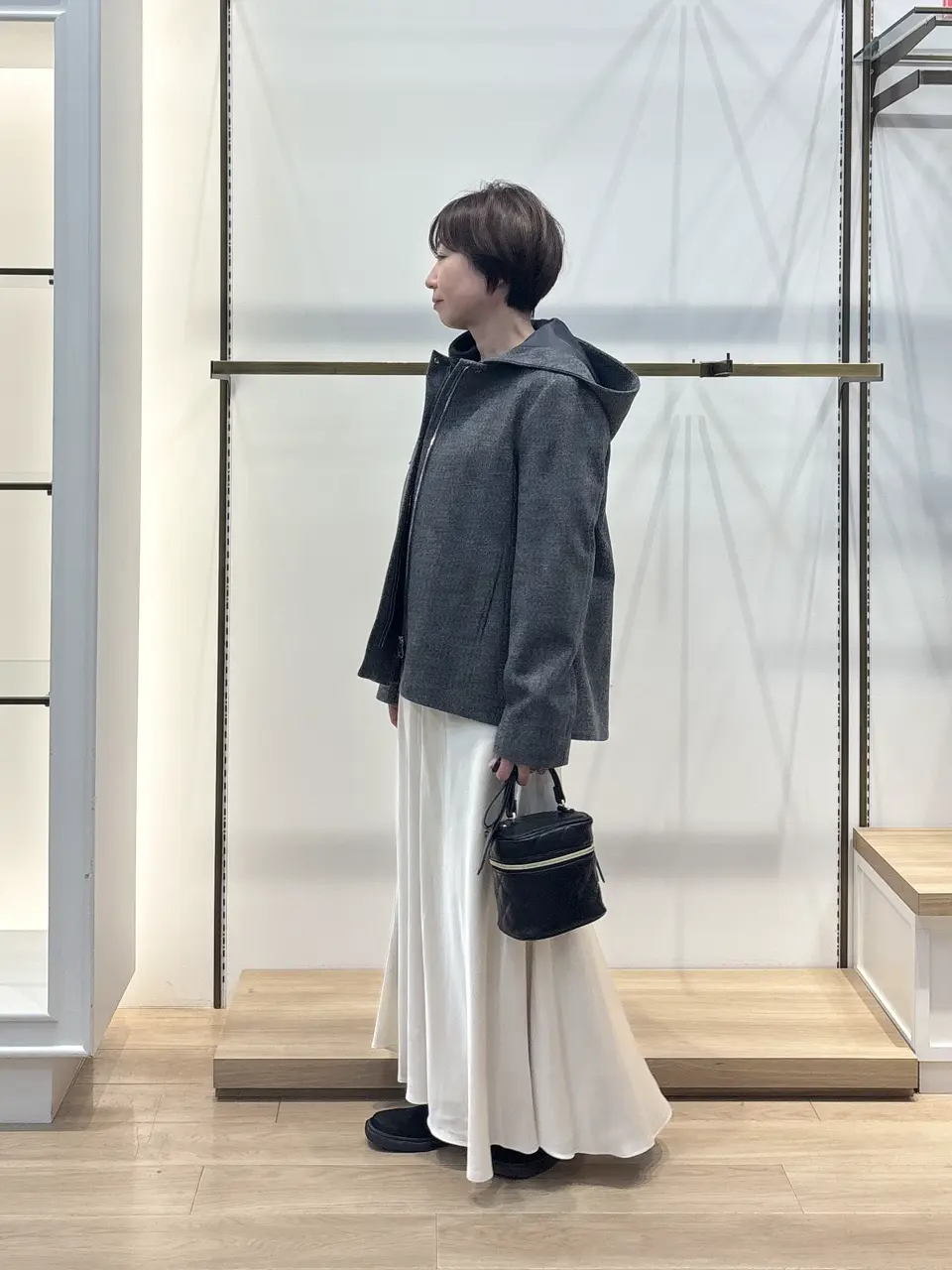 組曲 井上 コーディネート画像