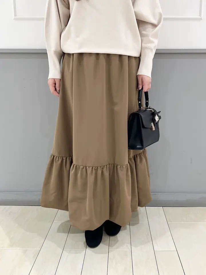 組曲 スタッフ コーディネート画像