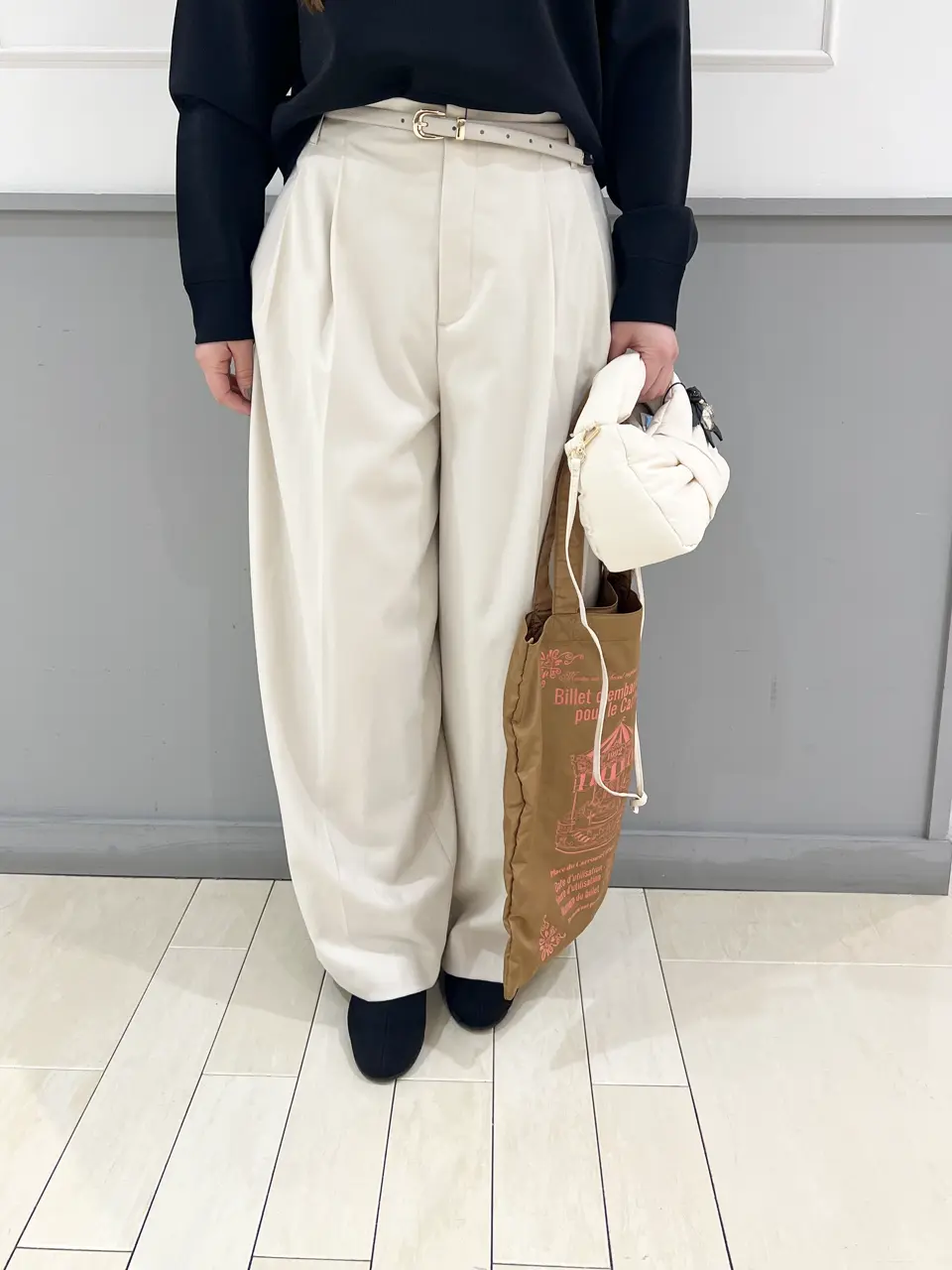 組曲 スタッフ コーディネート画像