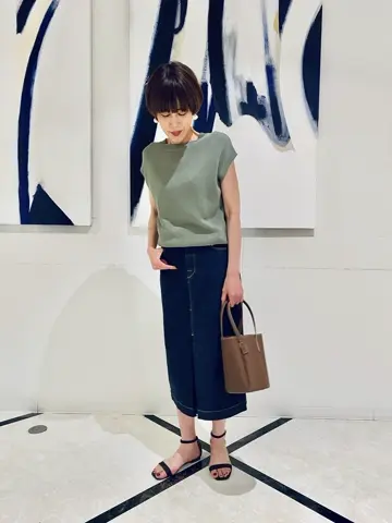 組曲 冨樫 コーディネート画像