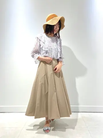 組曲 スタッフ コーディネート画像