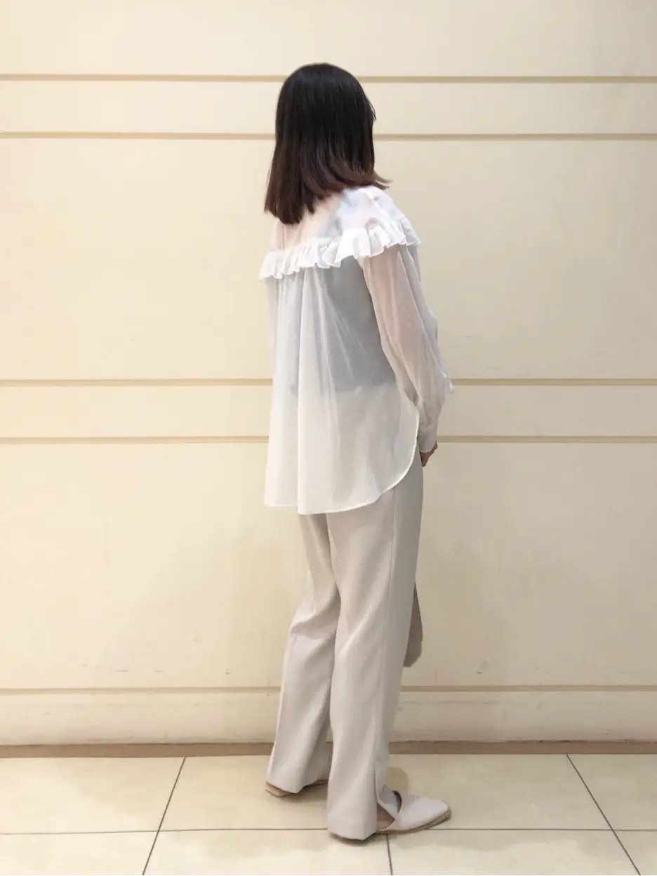 組曲 SAKAI コーディネート画像