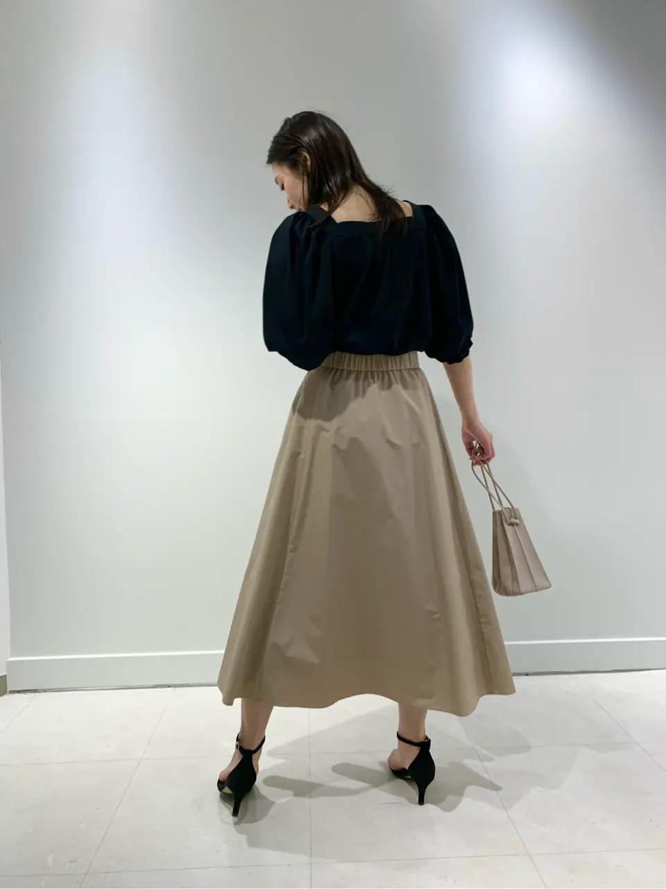 組曲 関 コーディネート画像