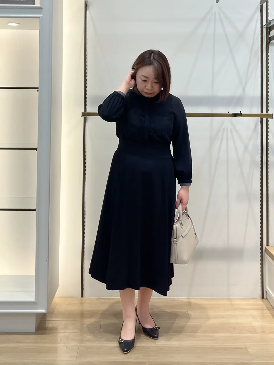 組曲 中山 コーディネート画像