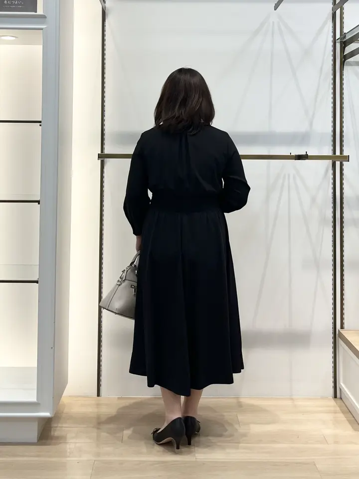 組曲 中山 コーディネート画像