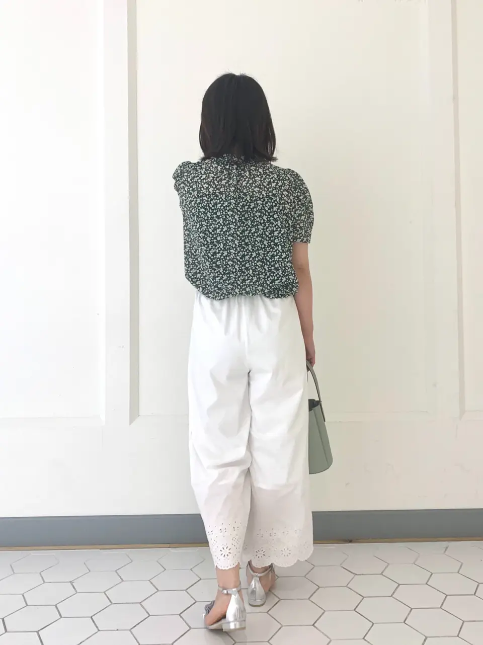 組曲 スタッフ コーディネート画像