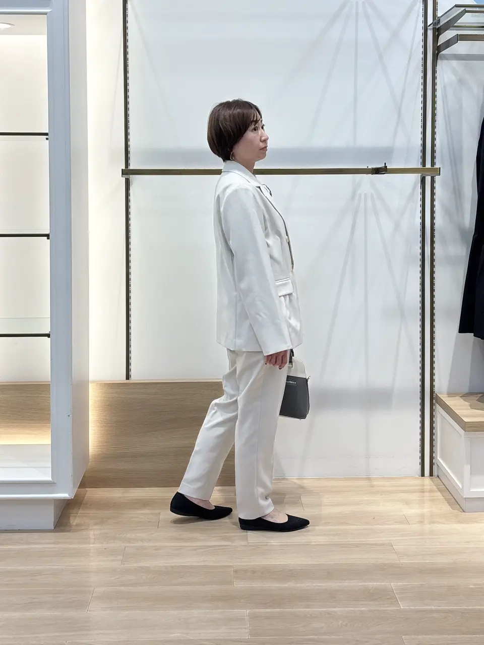 組曲 井上 コーディネート画像