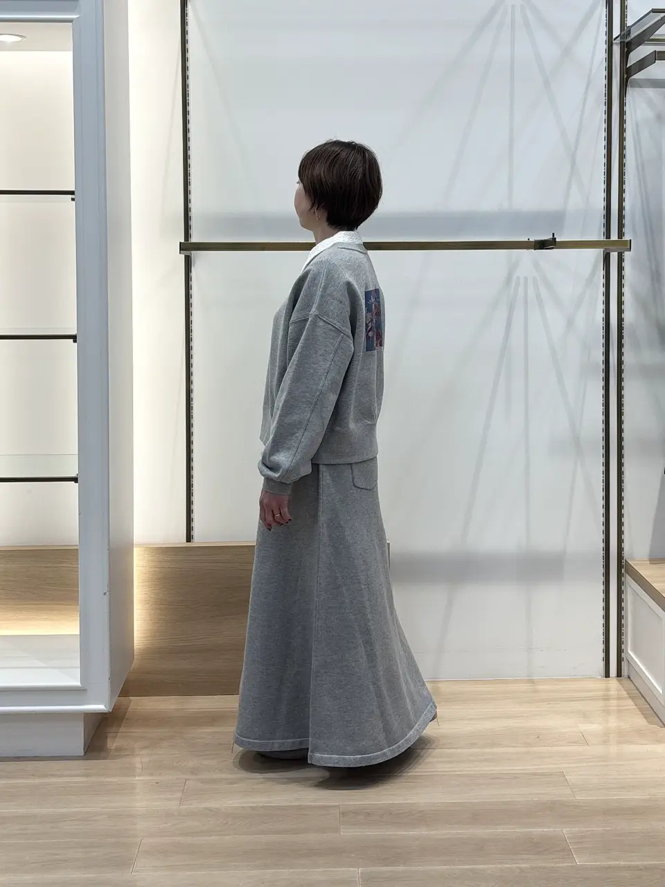 組曲 井上 コーディネート画像