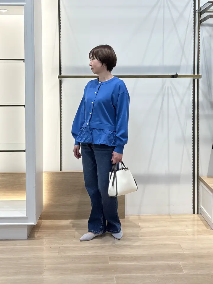 組曲 井上 コーディネート画像