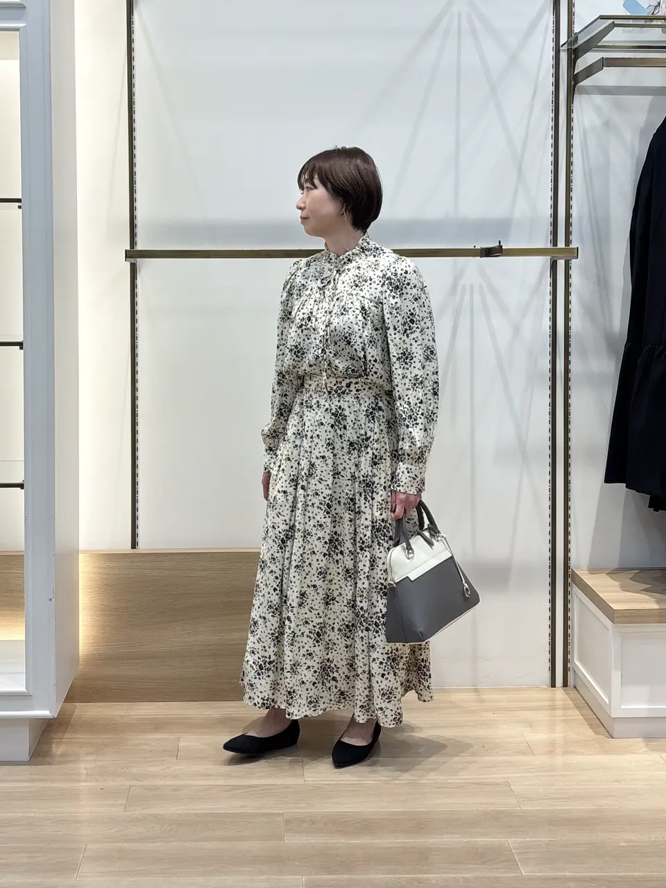 組曲 井上 コーディネート画像