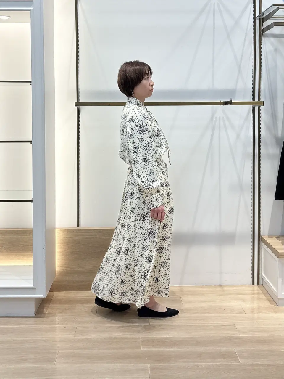 組曲 井上 コーディネート画像