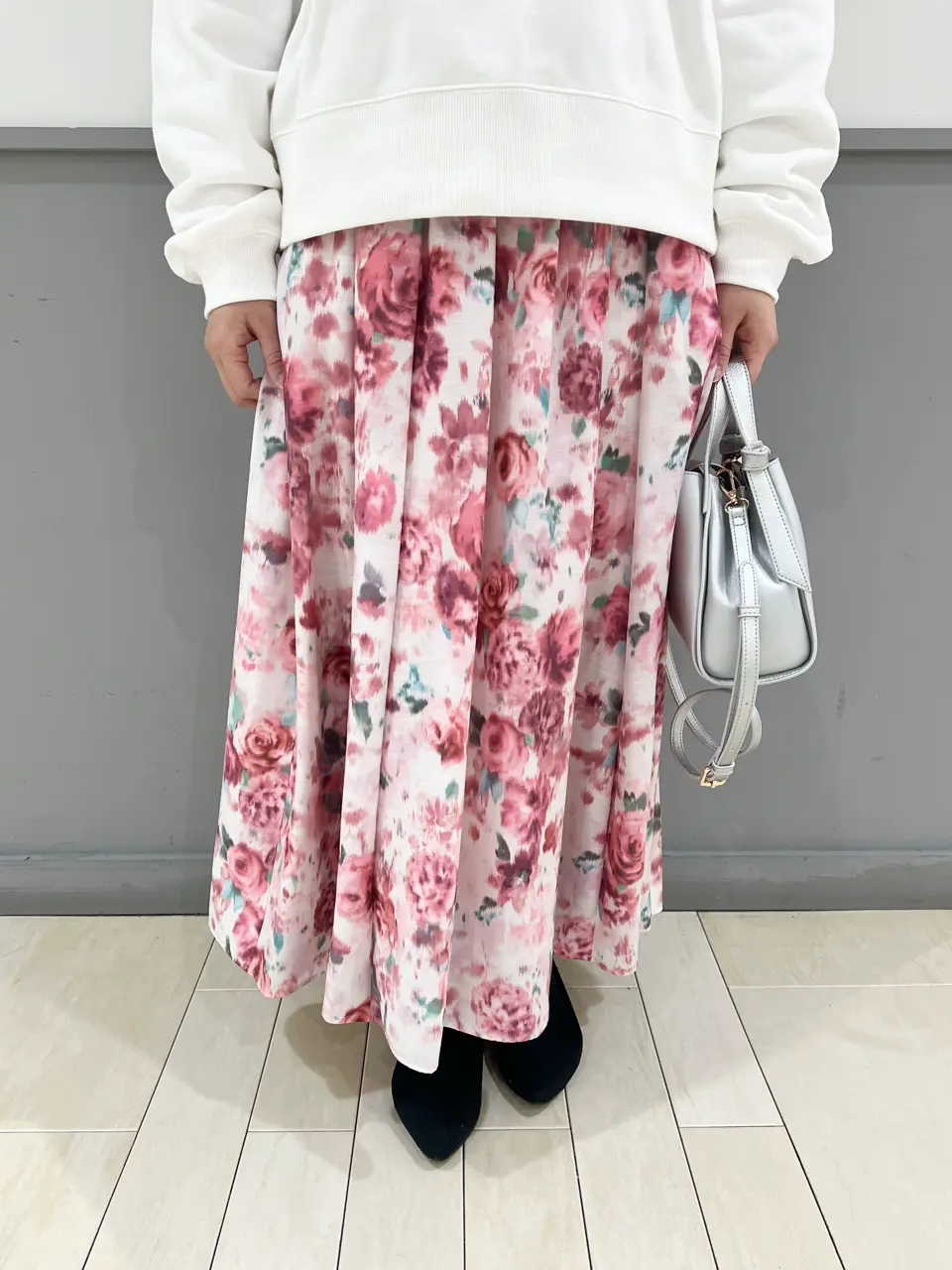 組曲 スタッフ コーディネート画像