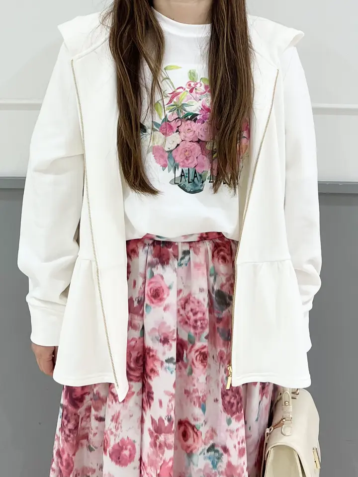 組曲 スタッフ コーディネート画像