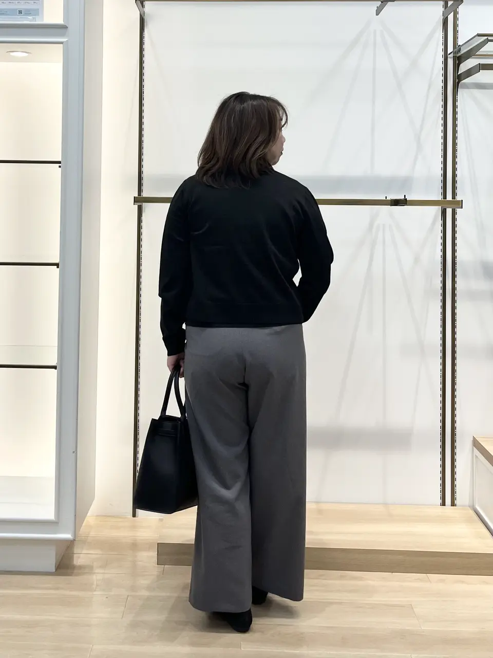 組曲 中山 コーディネート画像