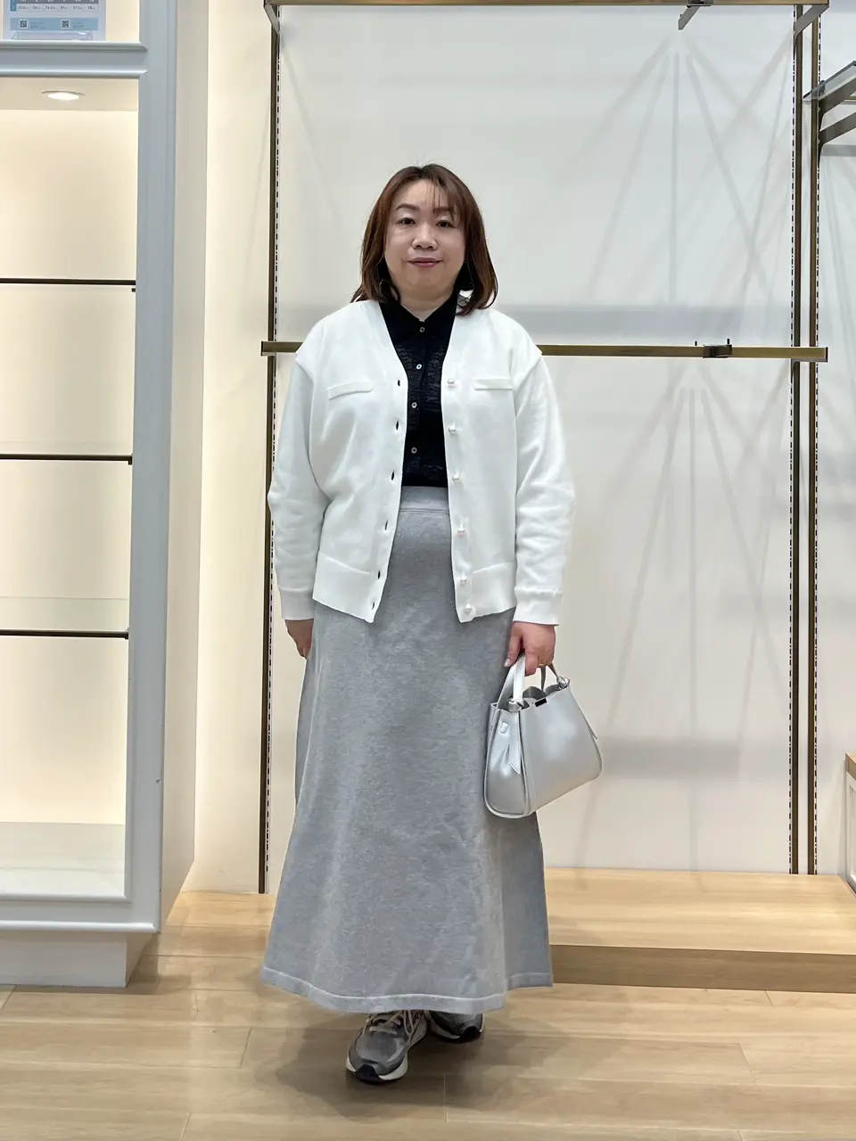 組曲 中山 コーディネート画像