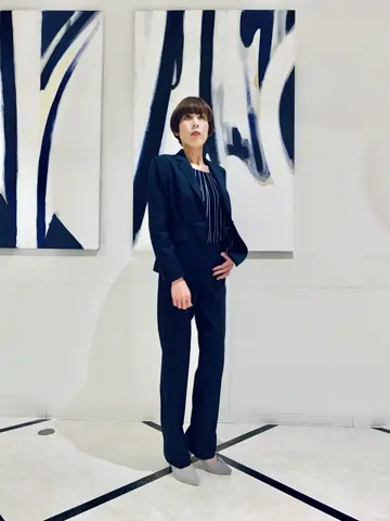 組曲 冨樫 コーディネート画像