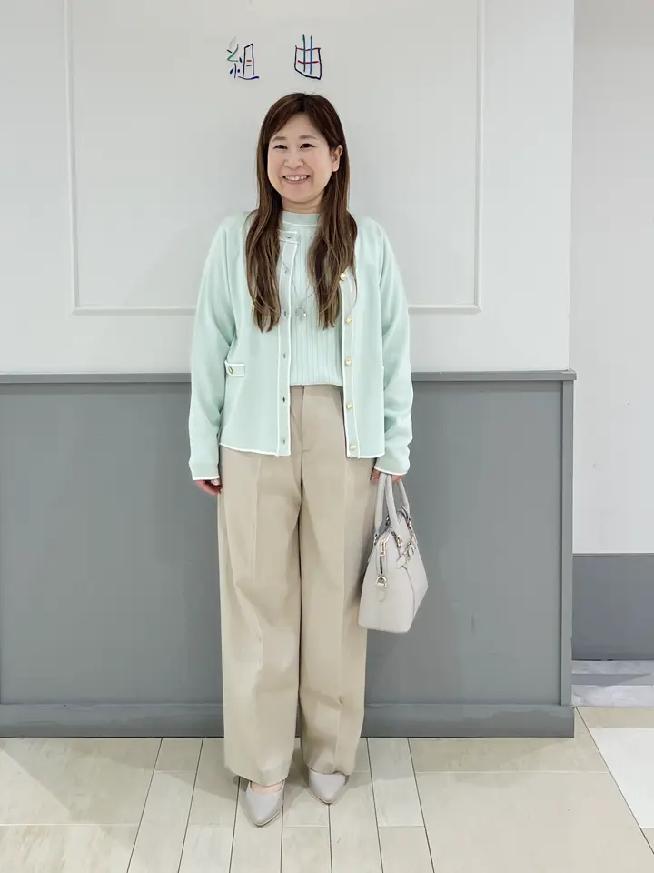 ANY SIS スタッフ コーディネート画像