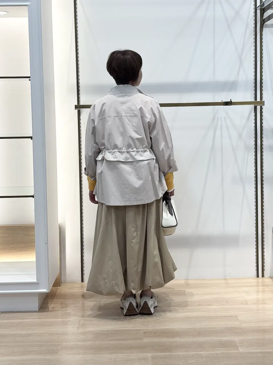 組曲 井上 コーディネート画像