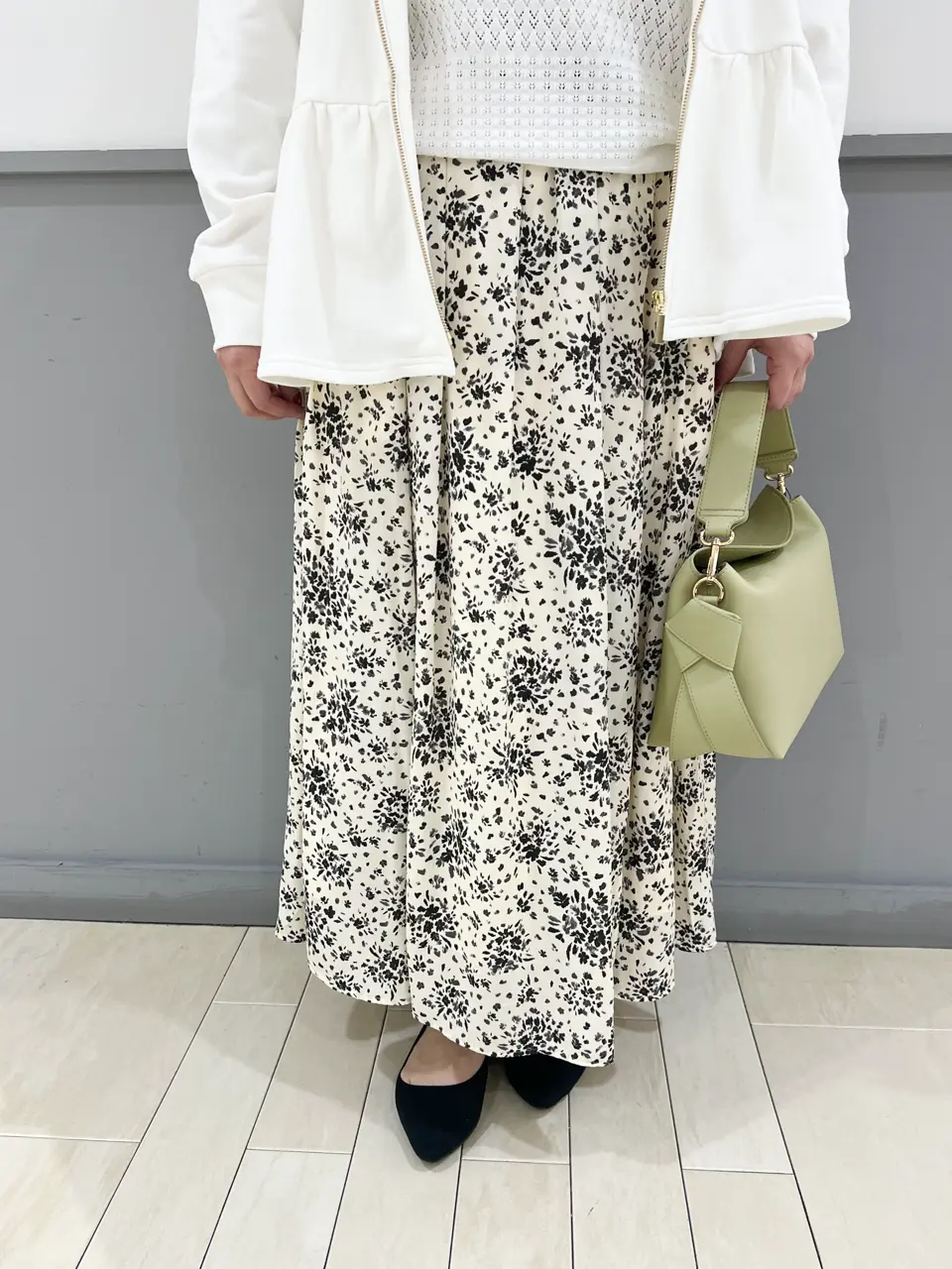 組曲 スタッフ コーディネート画像