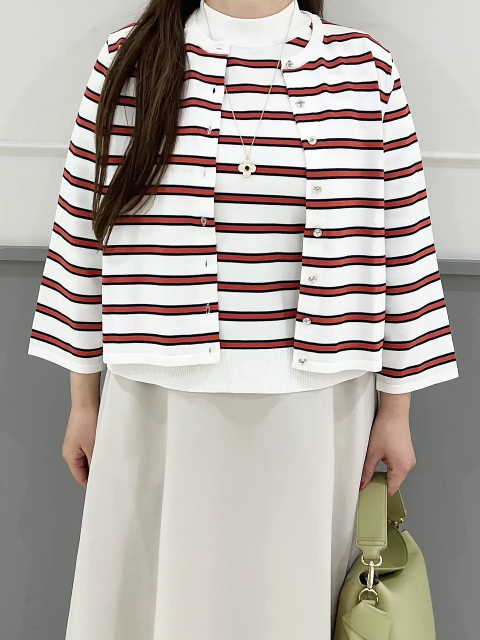 組曲 スタッフ コーディネート画像