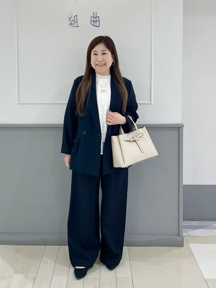 組曲 スタッフ コーディネート画像