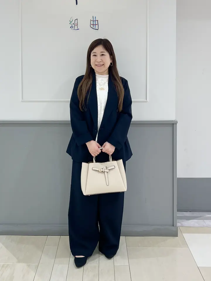 組曲 スタッフ コーディネート画像