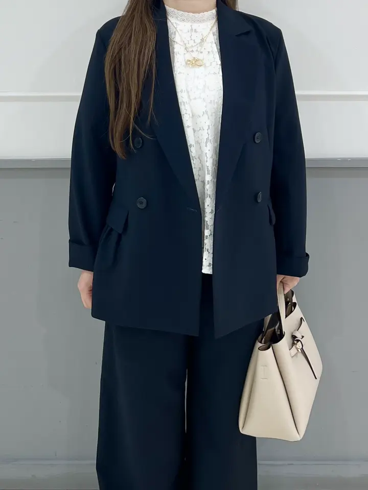 組曲 スタッフ コーディネート画像