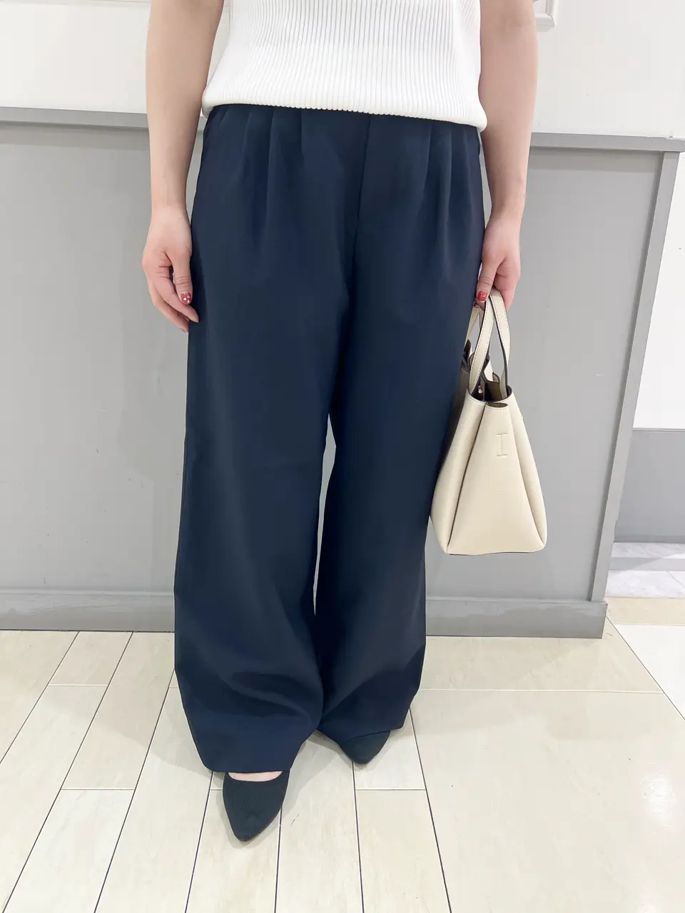 組曲 スタッフ コーディネート画像