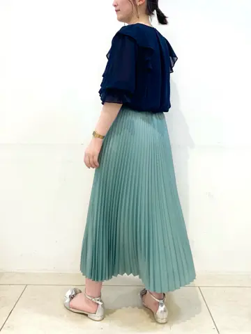 組曲 石井 コーディネート画像