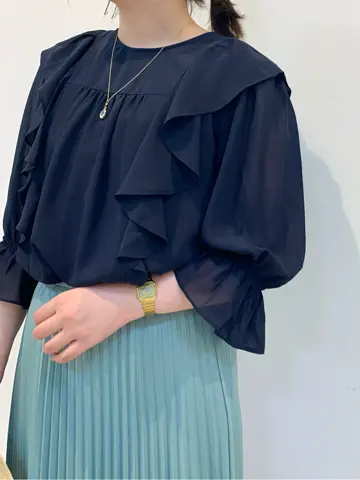 組曲 石井 コーディネート画像