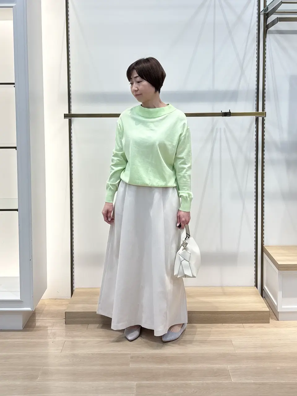 組曲 井上 コーディネート画像