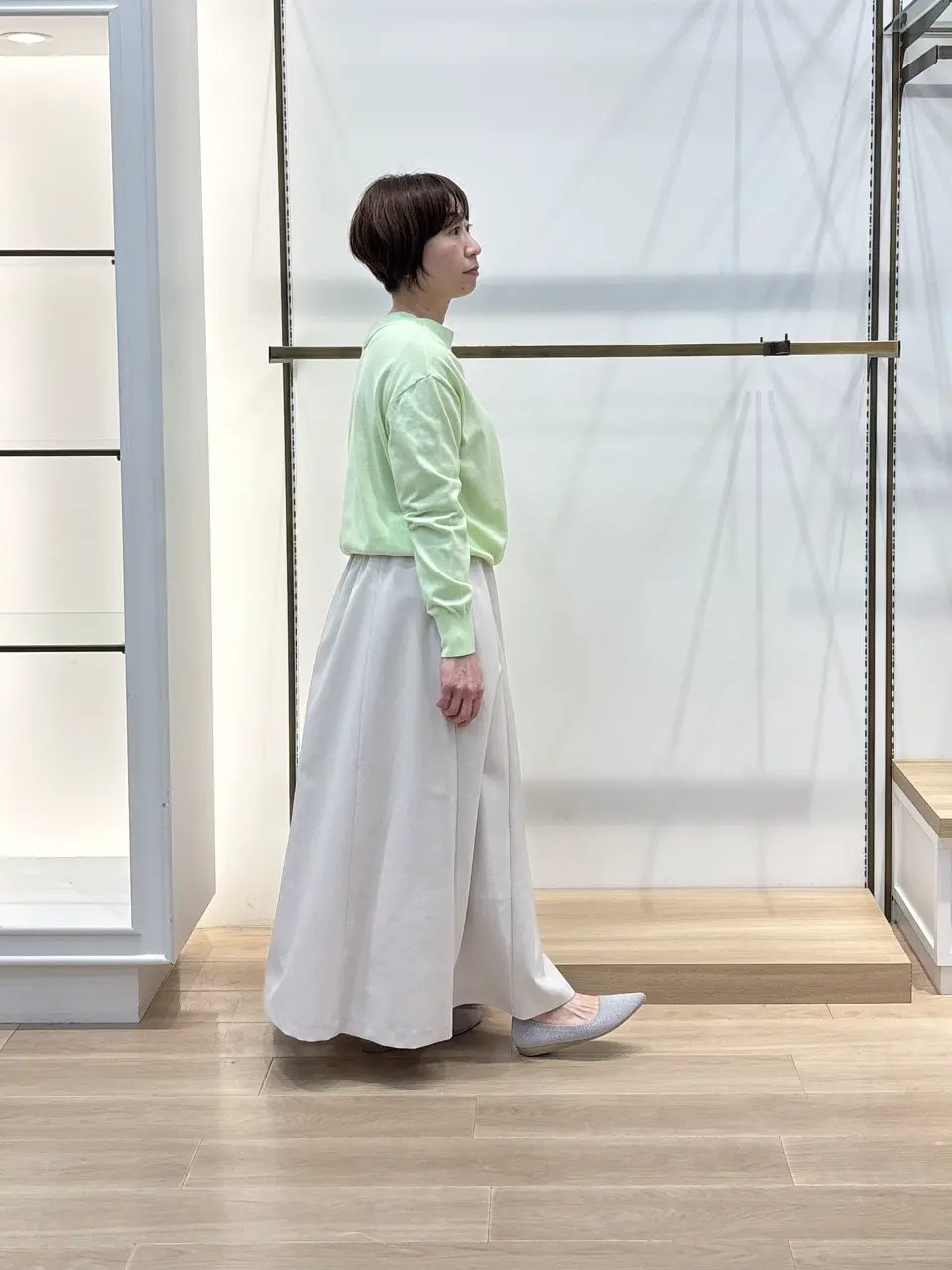 組曲 井上 コーディネート画像