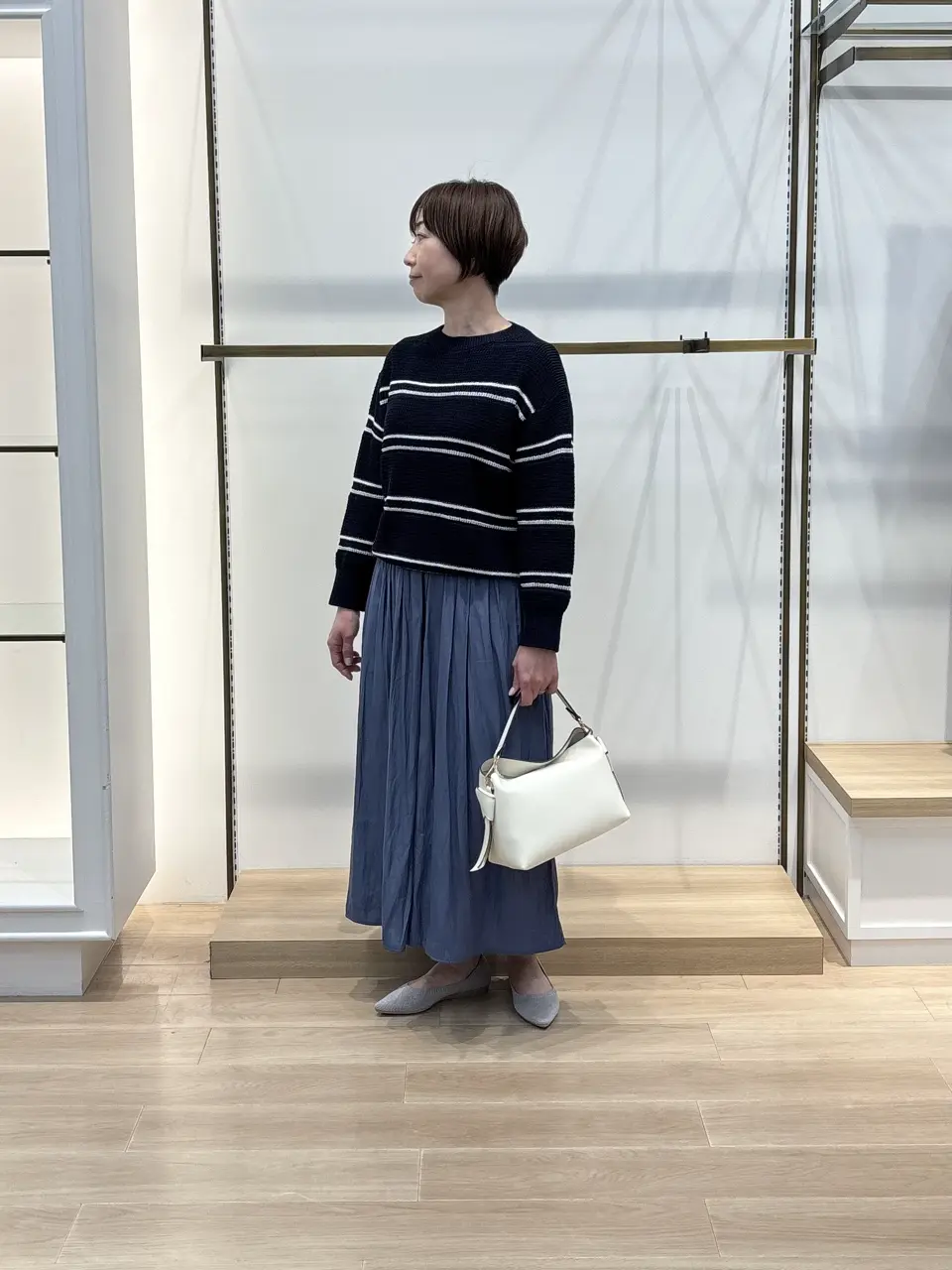 組曲 井上 コーディネート画像