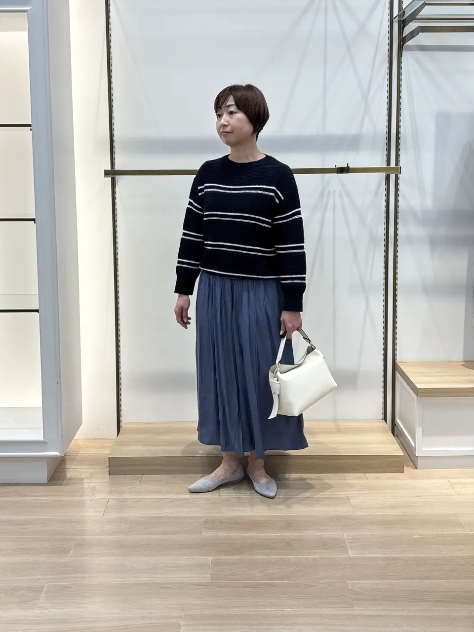 組曲 井上 コーディネート画像