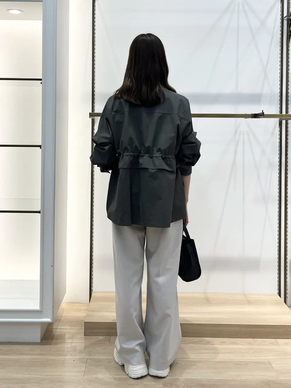 組曲 松村 コーディネート画像