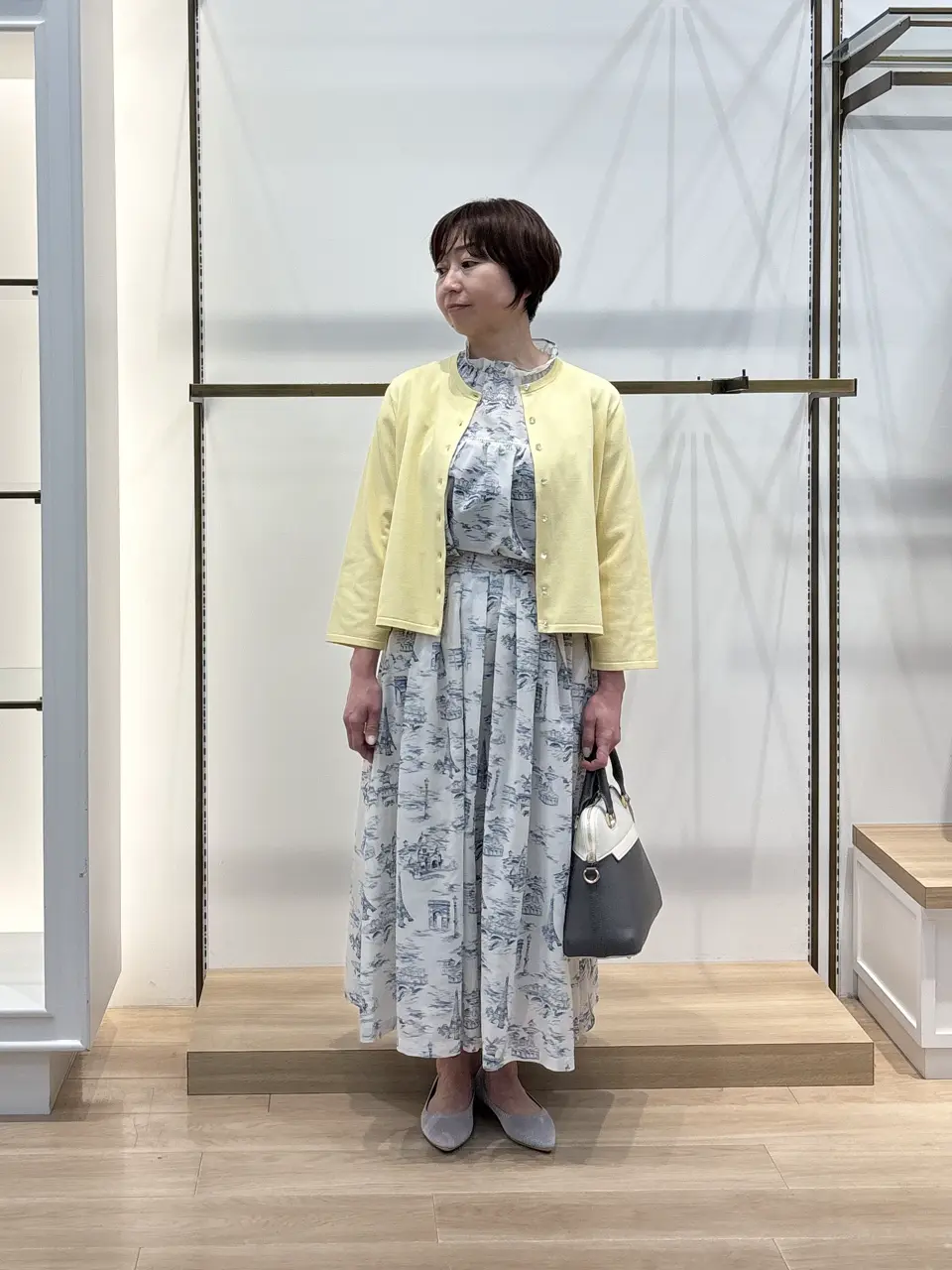 組曲 井上 コーディネート画像